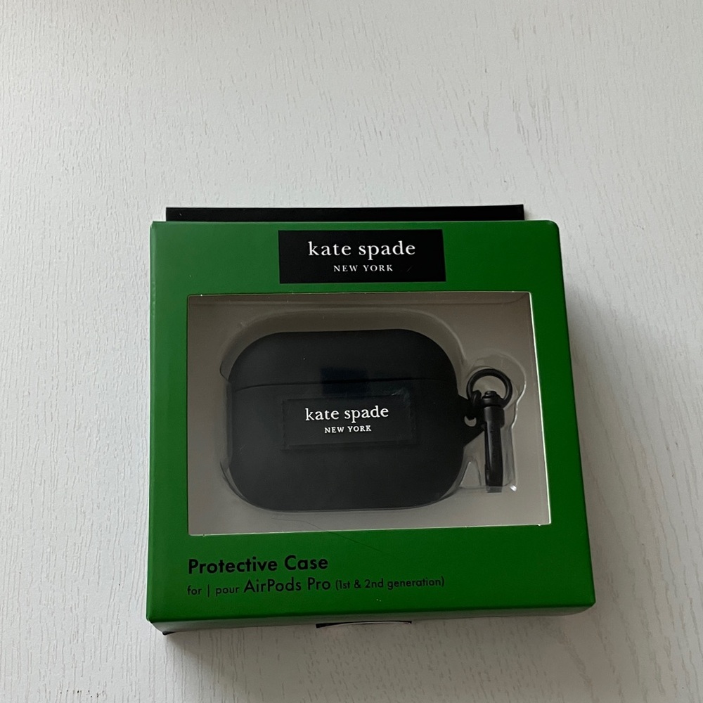 Kate Spade New York Air Pods Pro Protective Case - 1st & 2nd Generation (NWT)